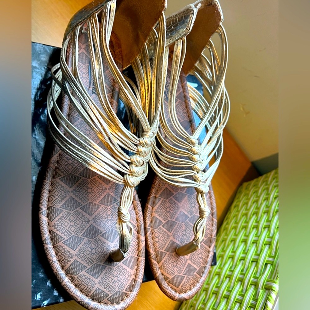 LUCKY BRAND Sandals GOLD